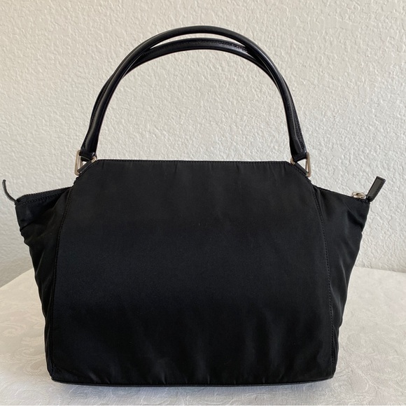 Prada black nylon bag - Picture 2 of 14